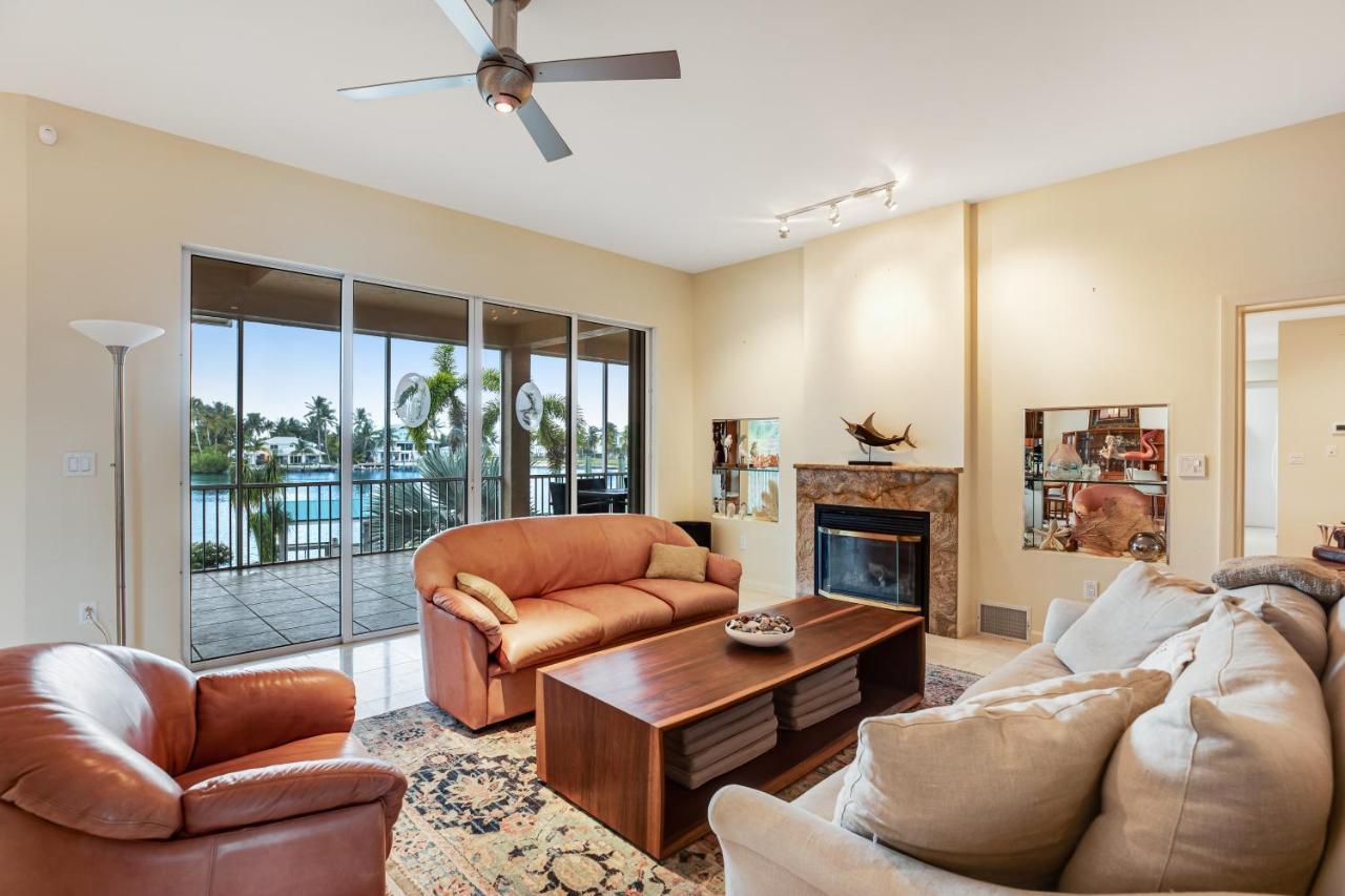 Waterfront Wonder Villa Islamorada Exterior photo