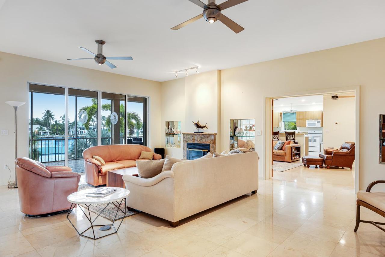 Waterfront Wonder Villa Islamorada Exterior photo