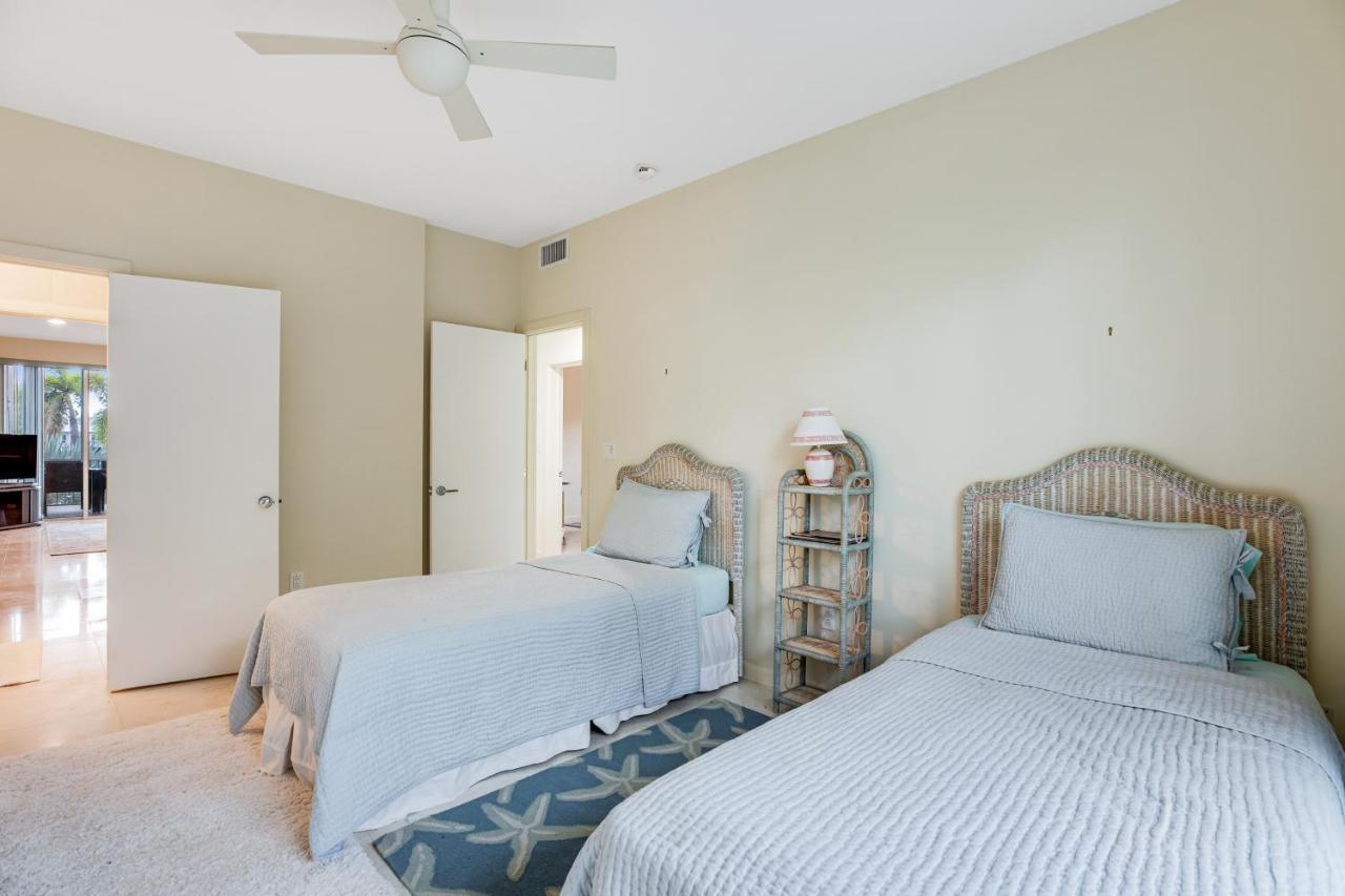 Waterfront Wonder Villa Islamorada Exterior photo