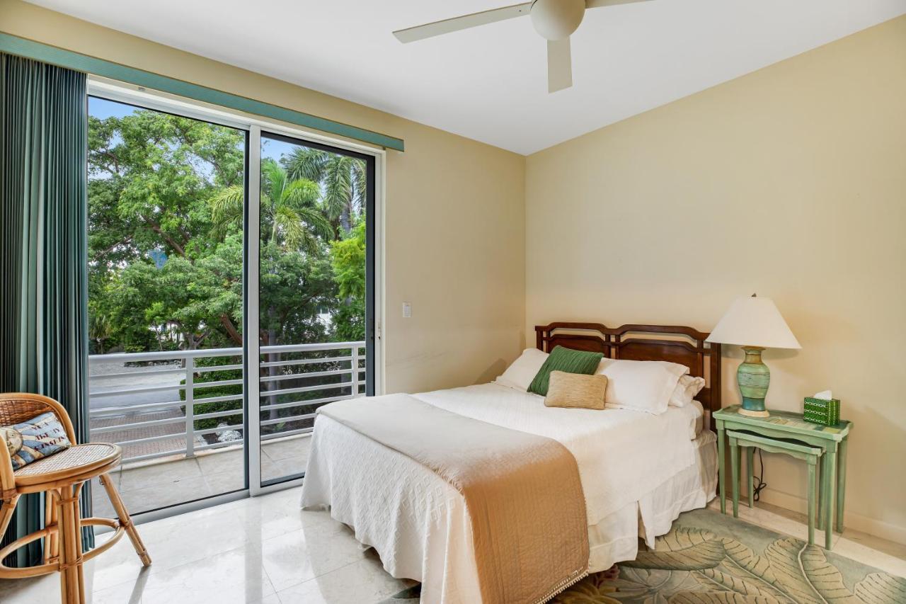 Waterfront Wonder Villa Islamorada Exterior photo